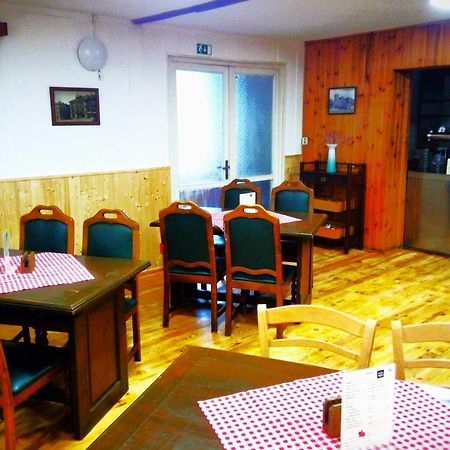 Rekreacni Areal Prihrazy Hotel Zdar  Ngoại thất bức ảnh